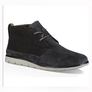 Ugg men’s Freamon Weather sneaker/boot size 12